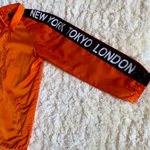 Size L Forever 21 bomber jacket. Royal orange, only been worn few years ago. - Picture 2 of 4